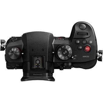 Panasonic LUMIX GH5S Body