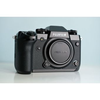 Fujifilm X-H1 Kit Camera (VPB-XH1)